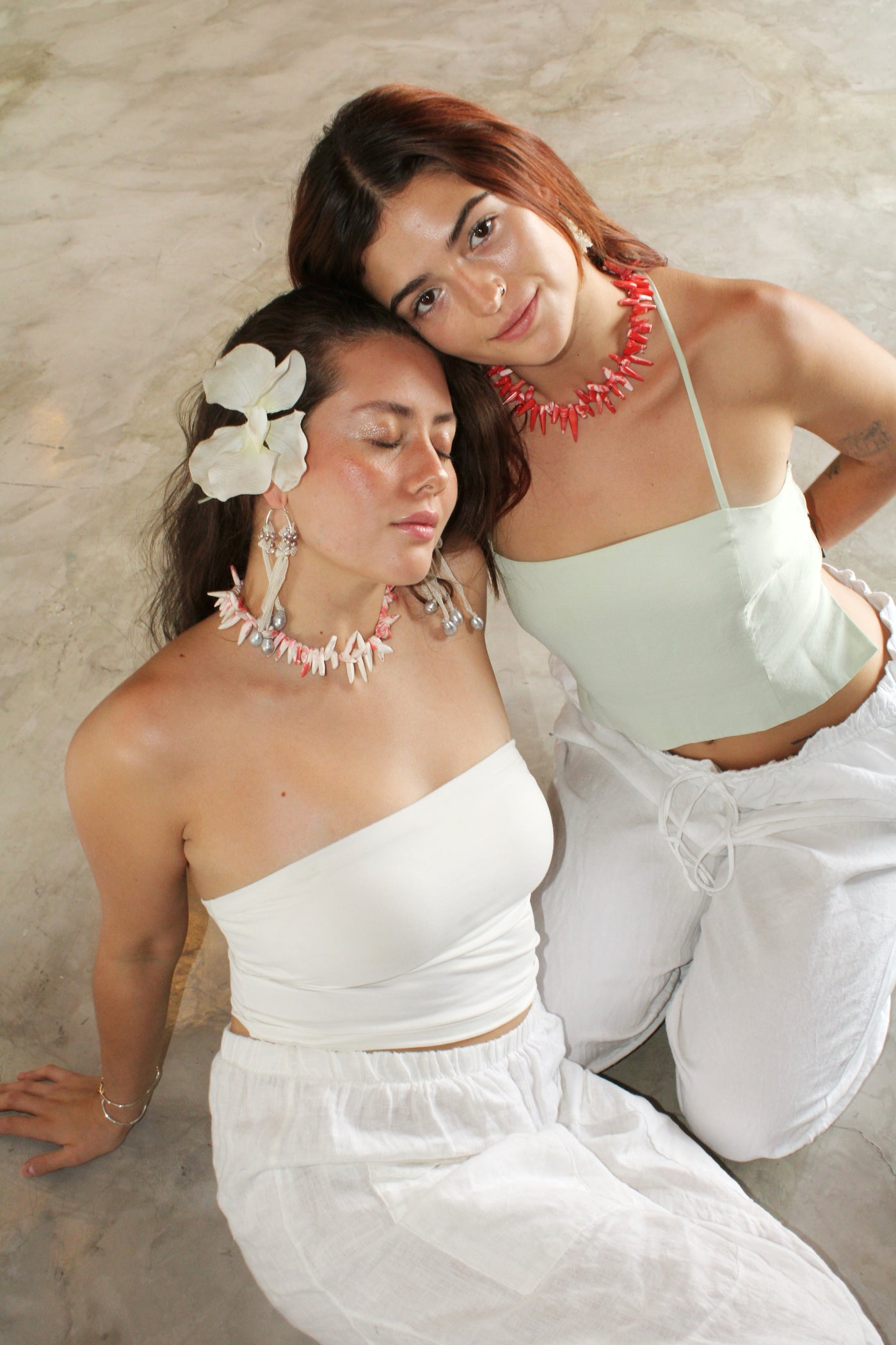 COSMOPOLITAN GIRLS