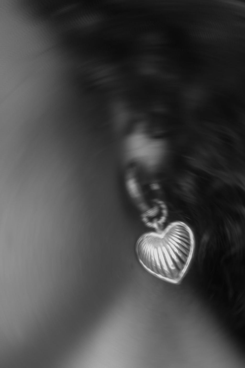 Barbie heart earrings